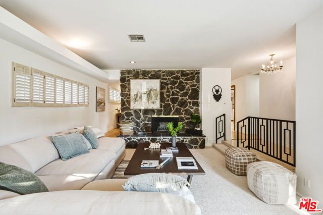 5518 Saloma Avenue, Sherman Oaks, CA 91411