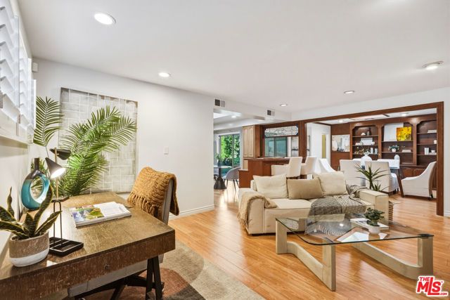 5518 Saloma Avenue, Sherman Oaks, CA 91411