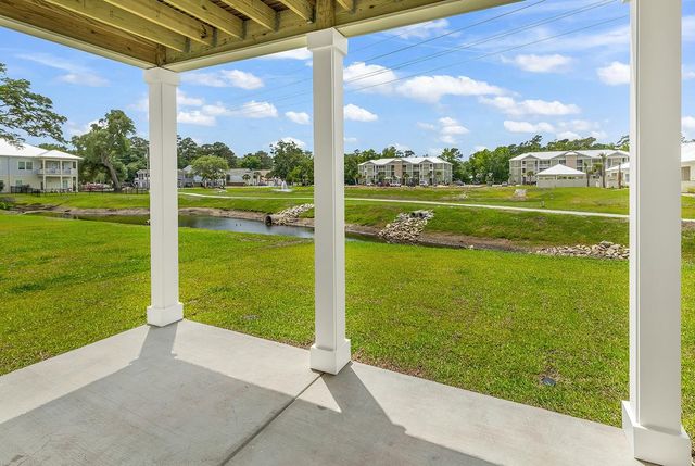 71 Hallandale Lane Left, Murrells Inlet, SC 29576
