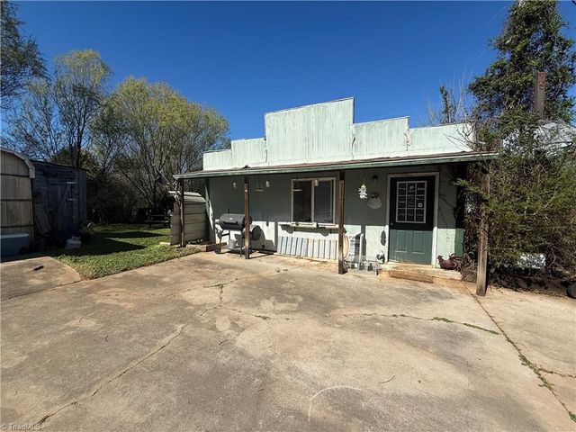 1271 Thayer Road, Trinity, NC 27370
