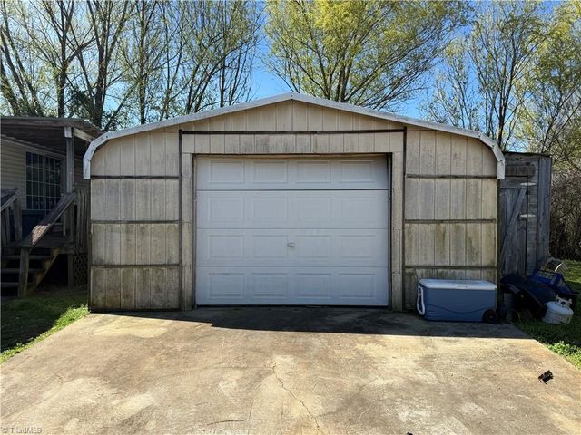 1271 Thayer Road, Trinity, NC 27370