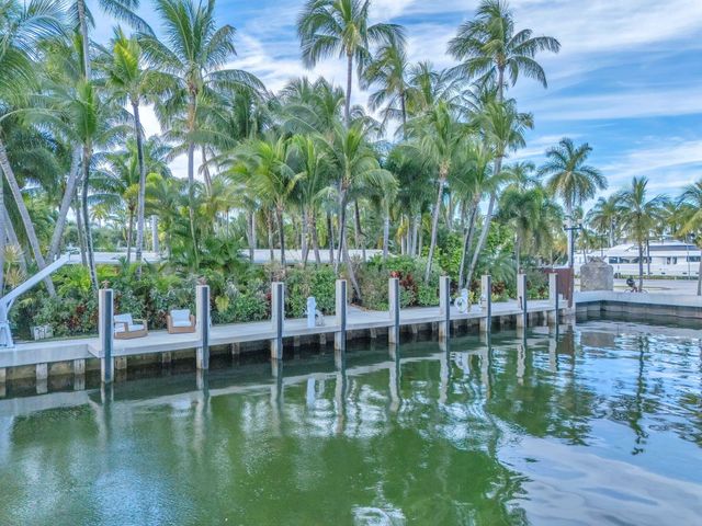 302 Coral Way, Fort Lauderdale, FL 33301