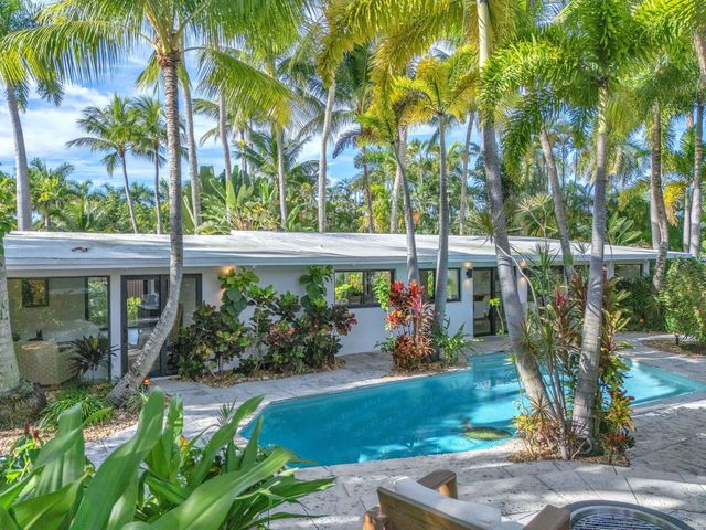 302 Coral Way, Fort Lauderdale, FL 33301