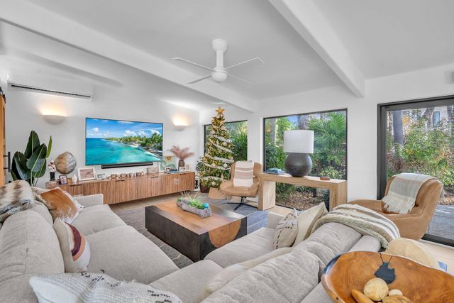 302 Coral Way, Fort Lauderdale, FL 33301