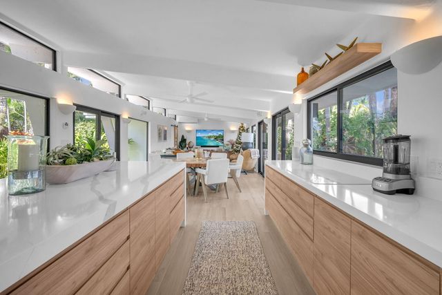 302 Coral Way, Fort Lauderdale, FL 33301