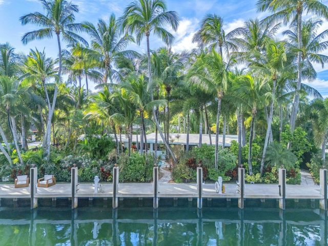 302 Coral Way, Fort Lauderdale, FL 33301