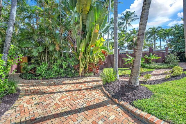 302 Coral Way, Fort Lauderdale, FL 33301