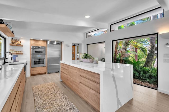 302 Coral Way, Fort Lauderdale, FL 33301