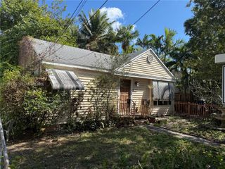 4125 SW 62nd Ave, South Miami, FL 33155