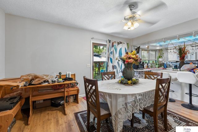 13917 X Circle, Omaha, NE 68137