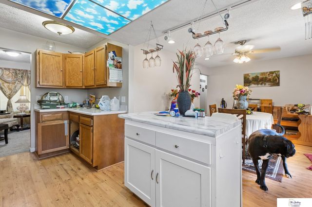 13917 X Circle, Omaha, NE 68137