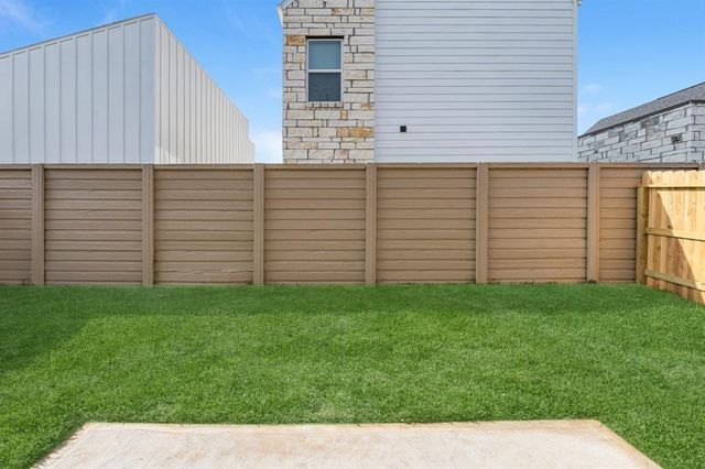 17207 Walden Lake Lane, Hockley, TX 77447