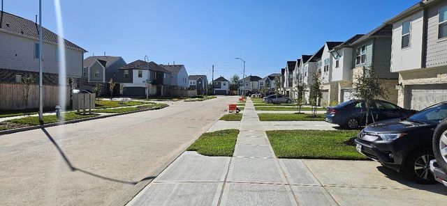 17207 Walden Lake Lane, Hockley, TX 77447