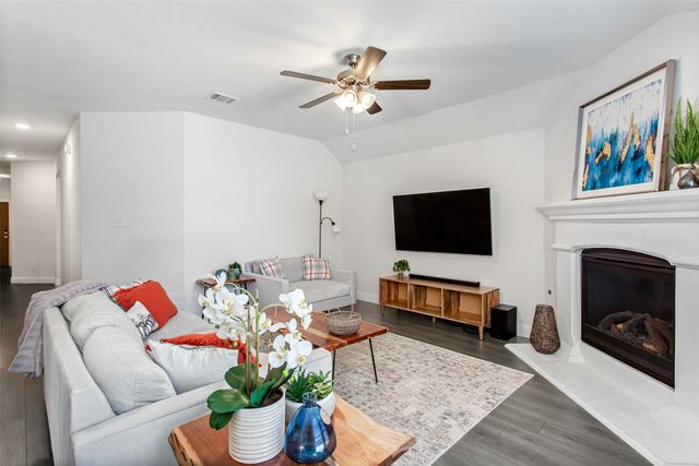 2913 Log Cabin Drive, Celina, TX 75009