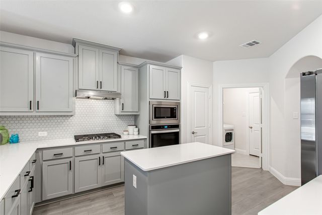 2913 Log Cabin Drive, Celina, TX 75009