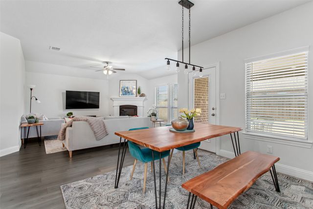 2913 Log Cabin Drive, Celina, TX 75009