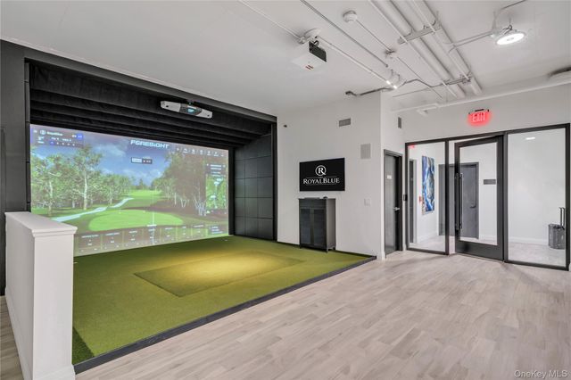 101 Searing Avenue 307, Mineola, NY 11501