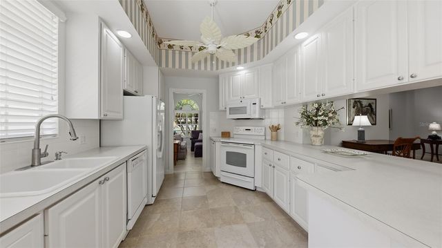 8080 CARDENA LANE, Sarasota, FL 34238