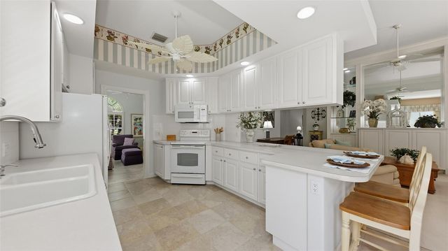 8080 CARDENA LANE, Sarasota, FL 34238