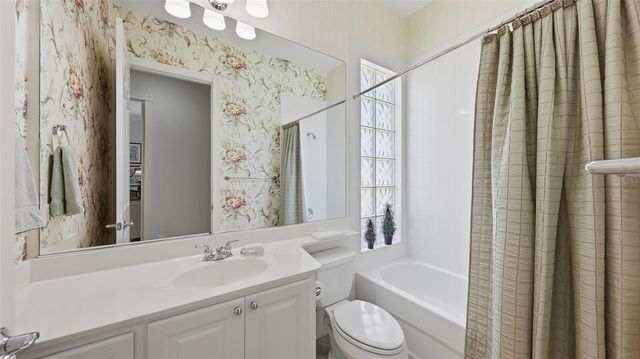 8080 CARDENA LANE, Sarasota, FL 34238