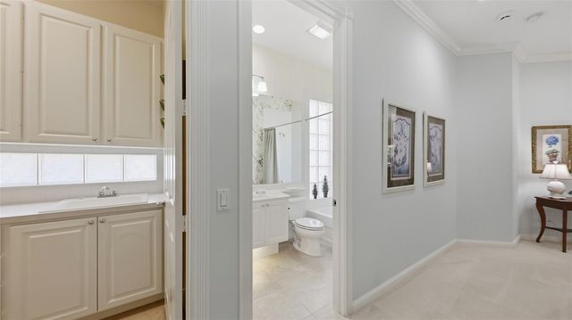 8080 CARDENA LANE, Sarasota, FL 34238