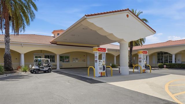 8080 CARDENA LANE, Sarasota, FL 34238