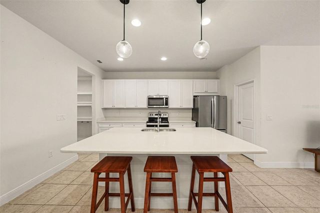 10210 NEWEL VALLEY LOOP, Riverview, FL 33569