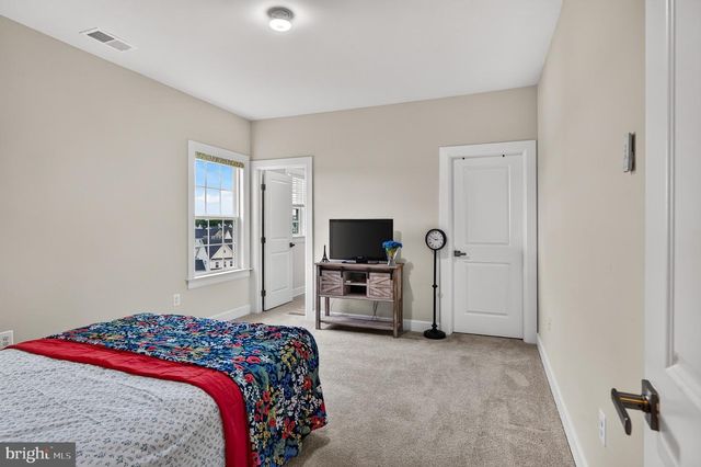 207 ALEXIS CT, West Chester, PA 19380