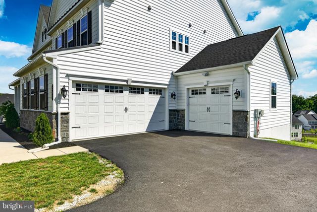 207 ALEXIS CT, West Chester, PA 19380