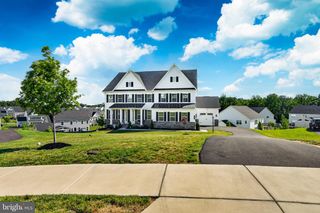 207 ALEXIS CT, West Chester, PA 19380