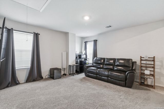 6631 Copper King St, San Antonio, TX 78252