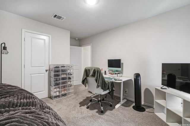 6631 Copper King St, San Antonio, TX 78252