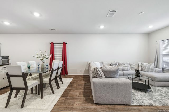 6631 Copper King St, San Antonio, TX 78252