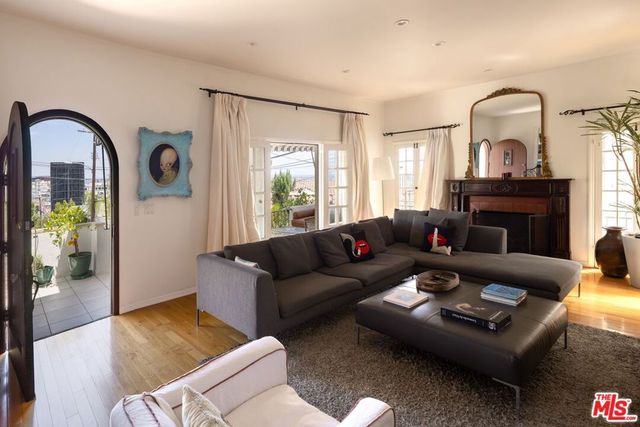 8262 Marmont Lane, Los Angeles, CA 90069