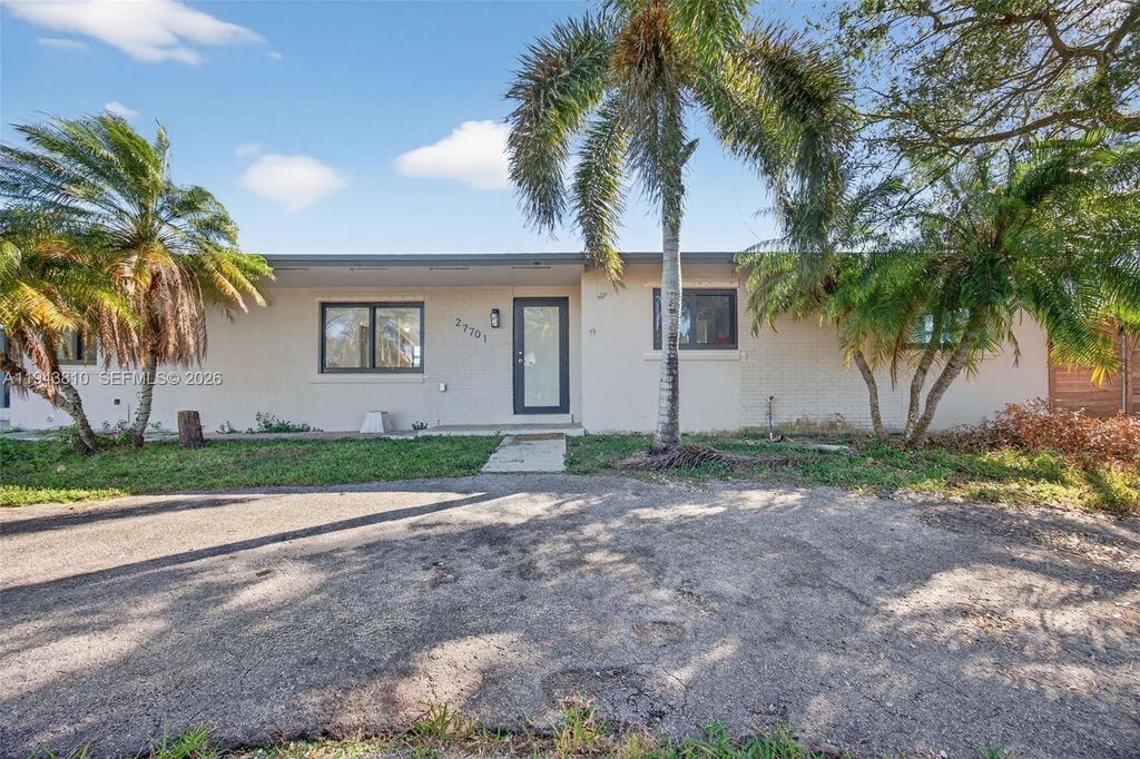 27701 SW 162nd Ct, Homestead, FL 33031