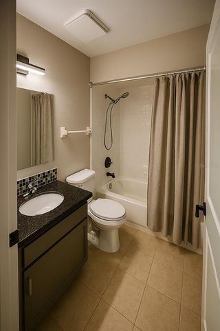 426 BANANA CAY DRIVE B, South Daytona, FL 32119