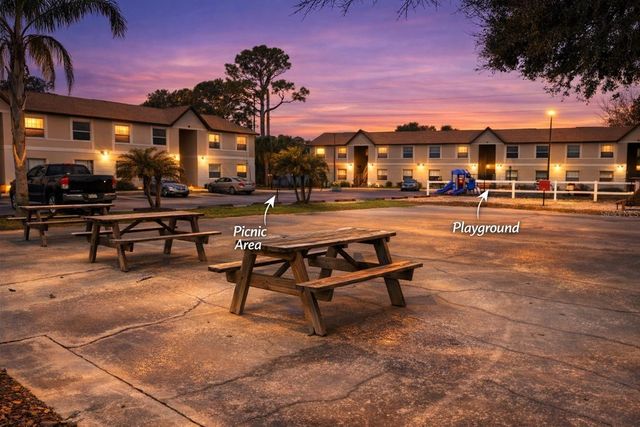 426 BANANA CAY DRIVE B, South Daytona, FL 32119