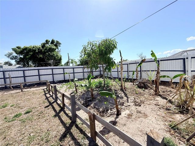 1629 BIRCHCREST BOULEVARD, Port Charlotte, FL 33952