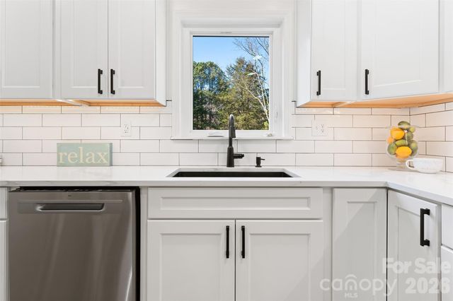 2429 Cassidy Drive, Davidson, NC 28036