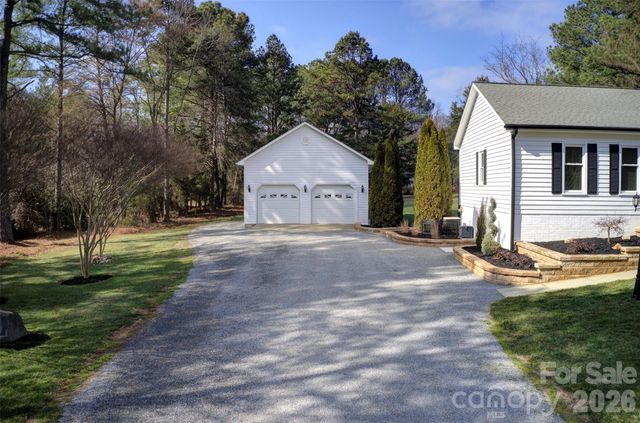 2429 Cassidy Drive, Davidson, NC 28036