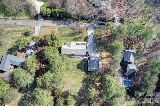 2429 Cassidy Drive, Davidson, NC 28036