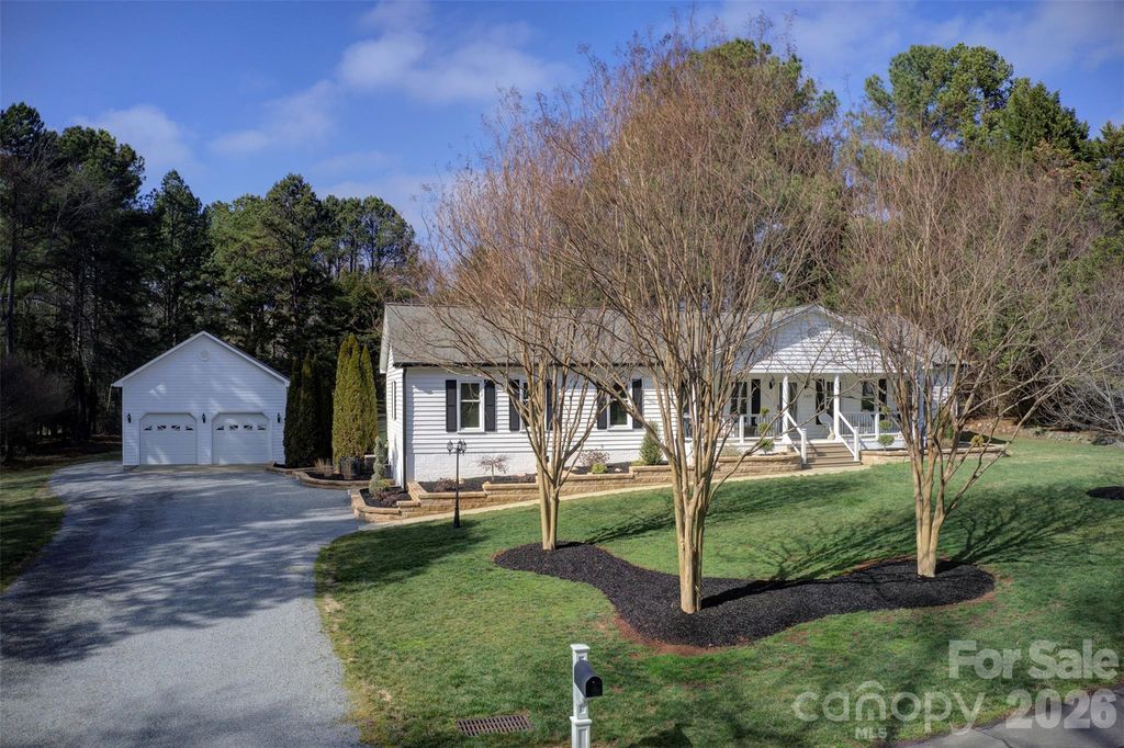 2429 Cassidy Drive, Davidson, NC 28036
