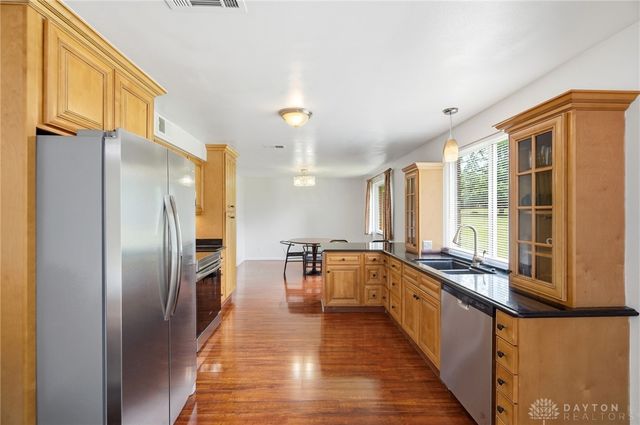 3150 Bonnie Villa Lane, Beavercreek, OH 45431