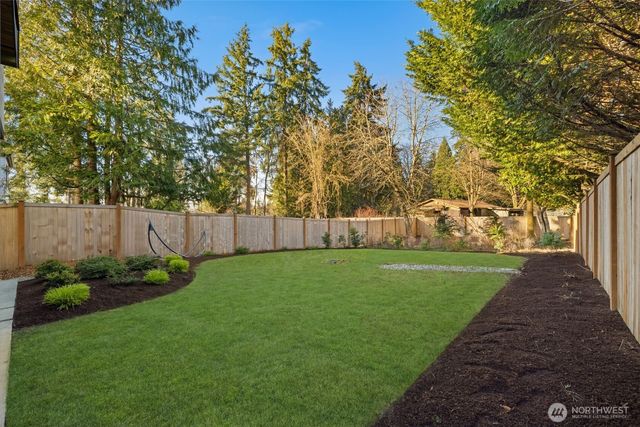 7010 NE 134th Street, Kirkland, WA 98034