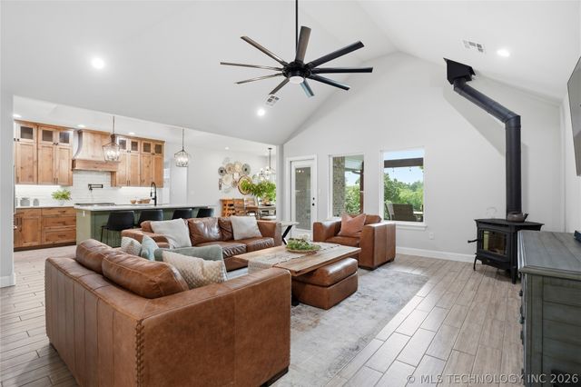 5020 E Redbud Drive, Claremore, OK 74019