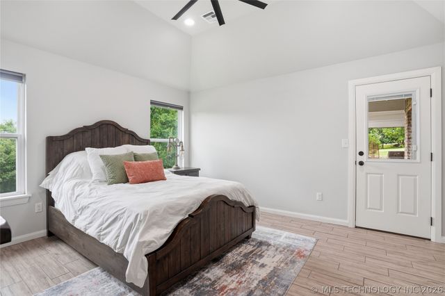 5020 E Redbud Drive, Claremore, OK 74019