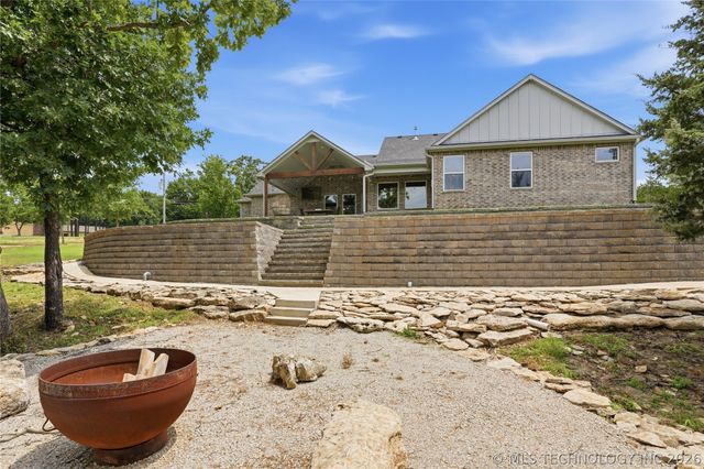 5020 E Redbud Drive, Claremore, OK 74019