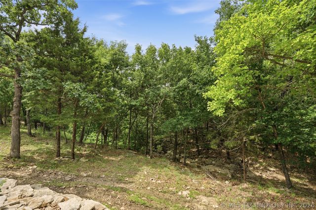 5020 E Redbud Drive, Claremore, OK 74019