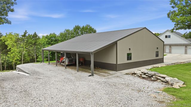 5020 E Redbud Drive, Claremore, OK 74019