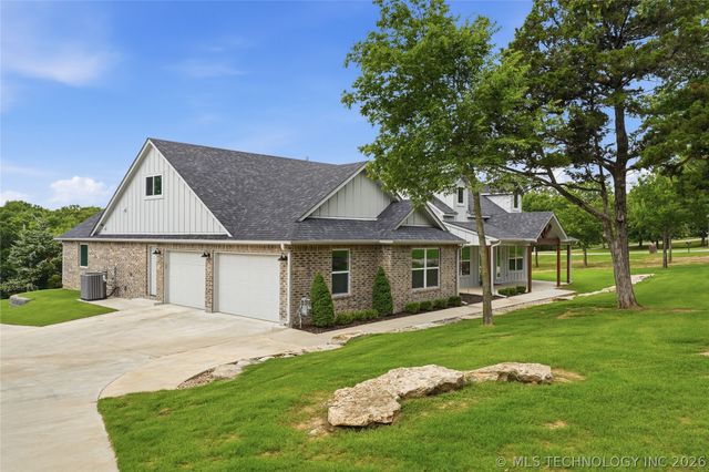 5020 E Redbud Drive, Claremore, OK 74019